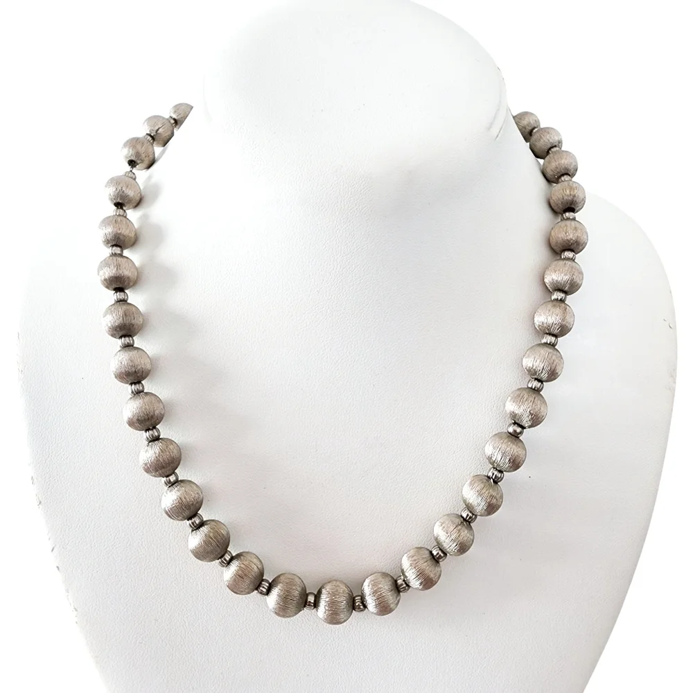 Vintage silver tone metal beads 1950s excellent condition